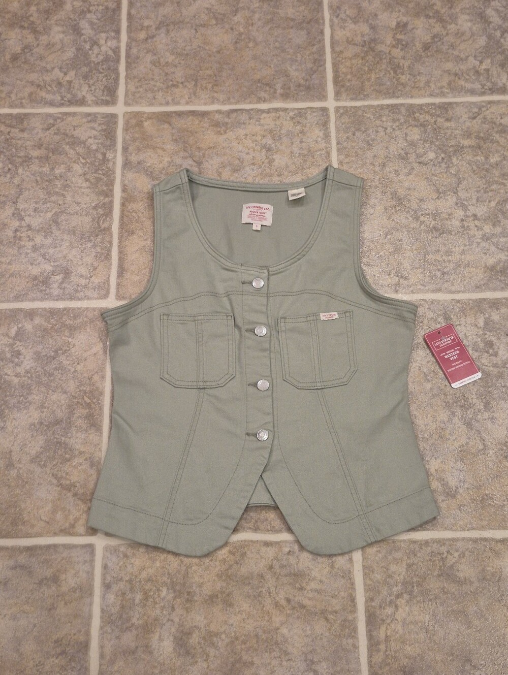 NWT Levi's Light Green Vest Size Small, 2% Elastane For Stretch